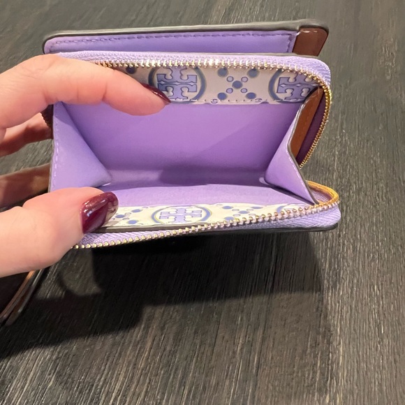 Tory Burch Embossed Monogram Bi-fold Wallet - Picture 2 of 6